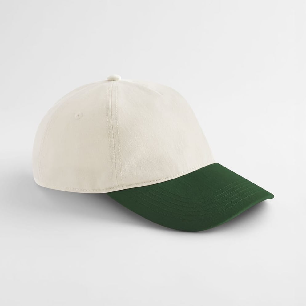 Beechfield Contrast Peak in NATURAL/FOREST GREEN